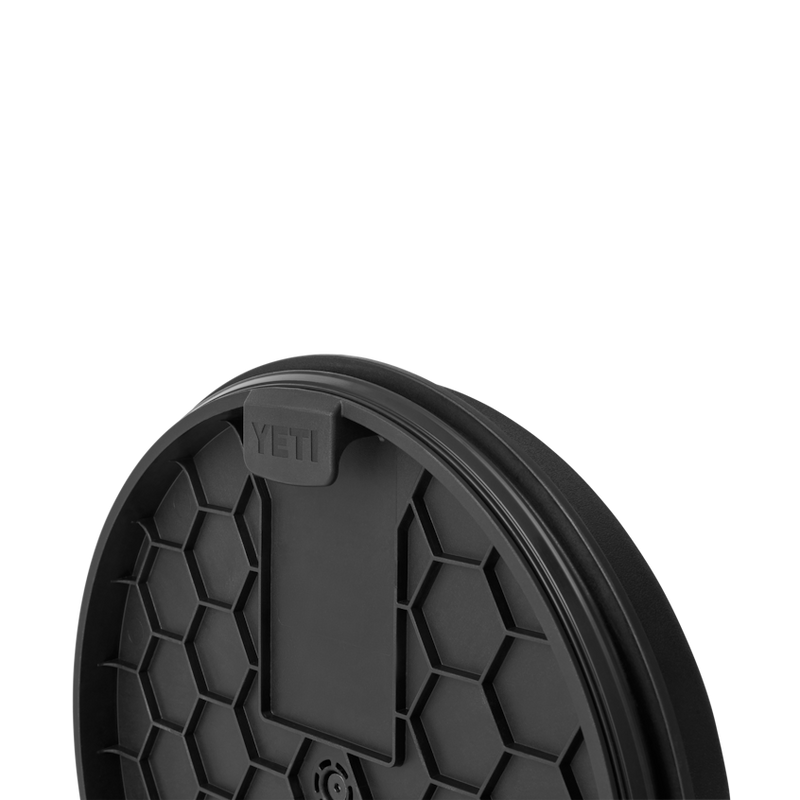 Load image into Gallery viewer, YETI LoadOut Swivel Lid/Seat