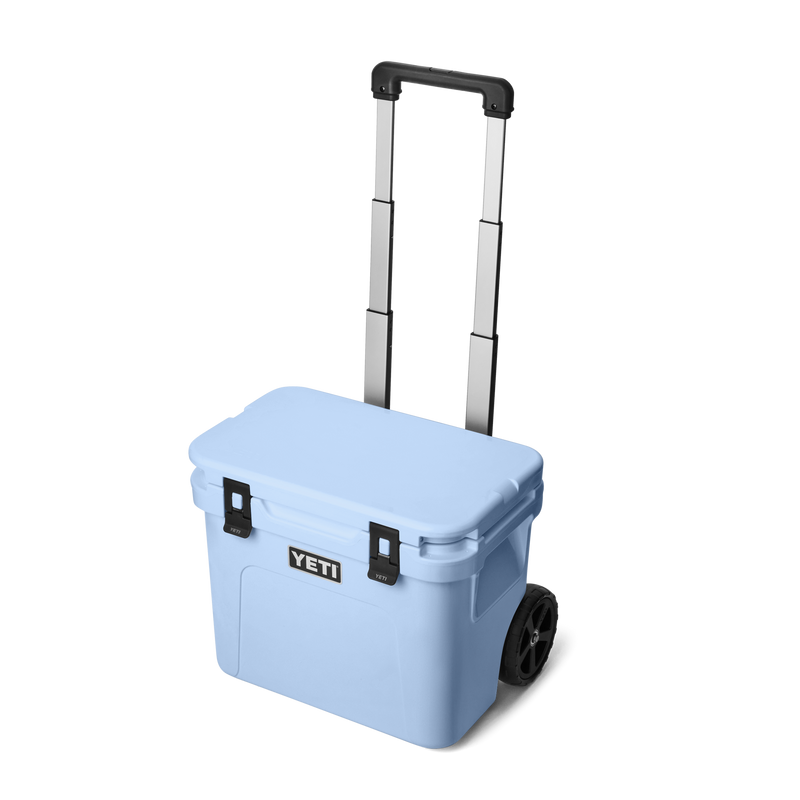 Load image into Gallery viewer, Yeti Roadie 32 Wheeled Cooler