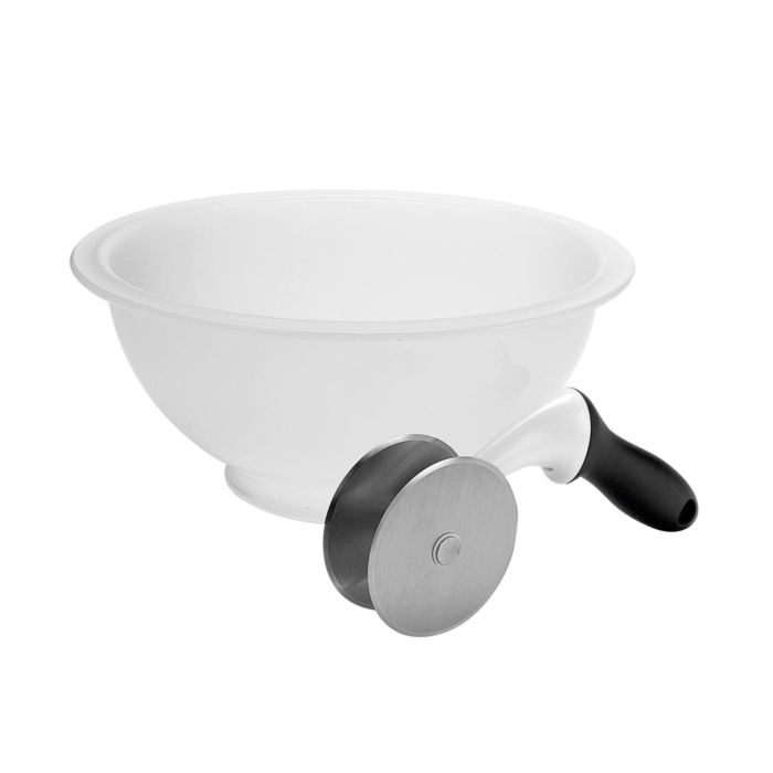 Load image into Gallery viewer, OXO Good Grips Salad Chopper &amp; Bowl
