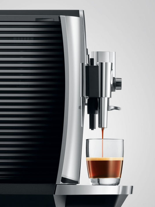 JURA E8 Fully Automatic Coffee/Espresso Machine