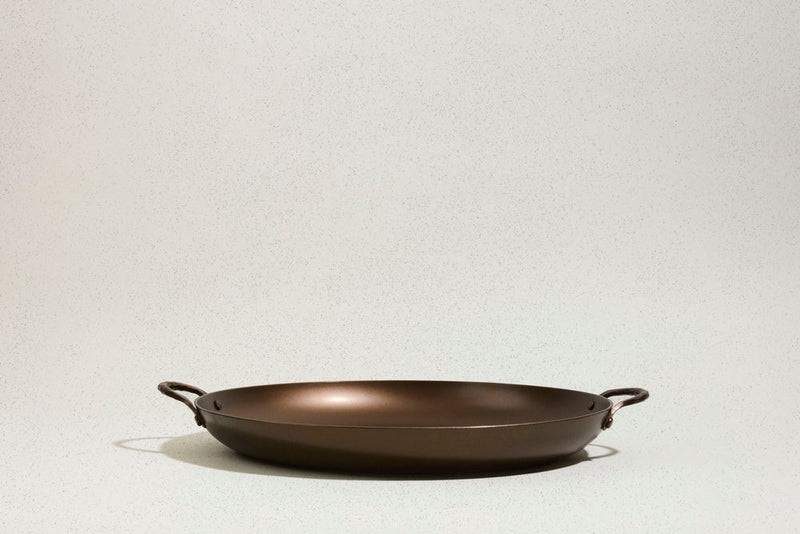 Load image into Gallery viewer, Smithey Ironware Carbon Steel Paella Pan
