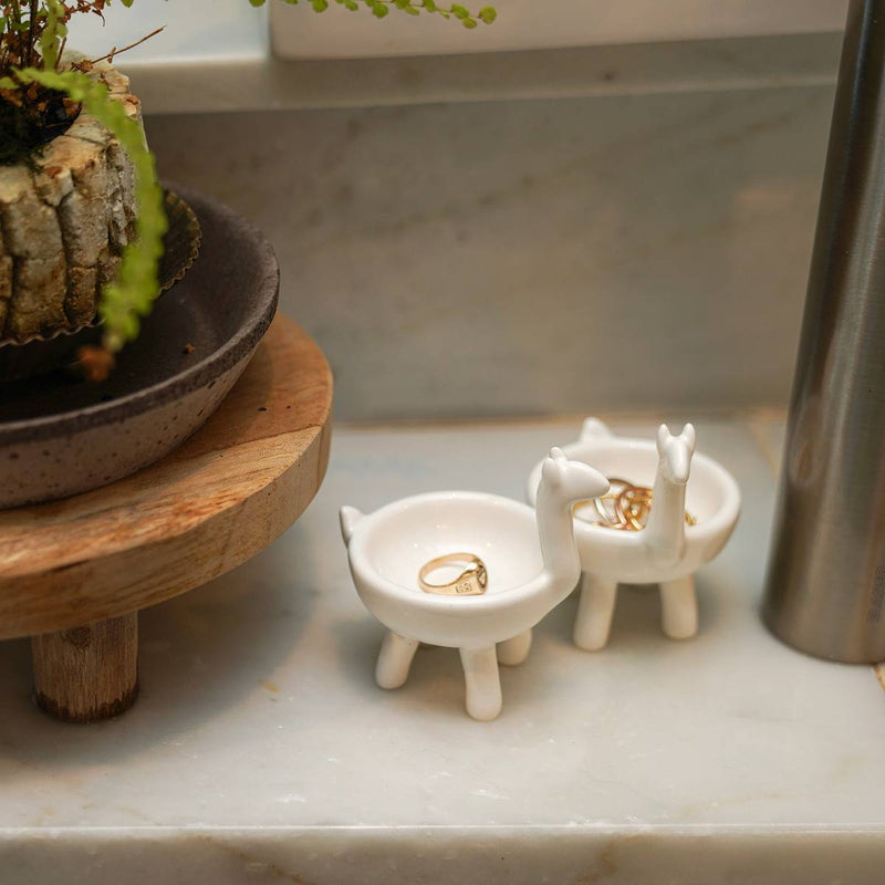 Load image into Gallery viewer, Fox Run Ceramic Pinch Bowls Llama
