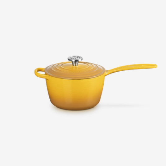 Le Creuset Signature Saucepan 2 1/4 qt.