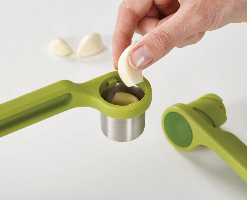 Load image into Gallery viewer, Joseph Joseph Helix Green Garlic Press

