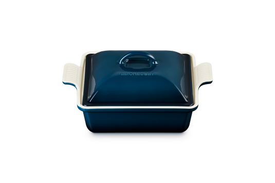 Le Creuset Heritage Covered Square Casserole Dish 2.5 qt.