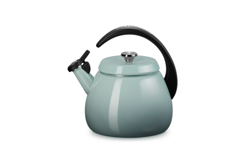 Le Creuset Cloche Kettle 2.2 qt.