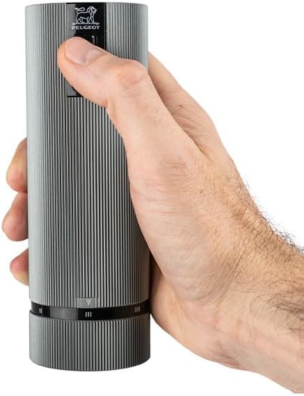 Load image into Gallery viewer, Peugeot Duo Line Electric Salt and Pepper Mill Set
