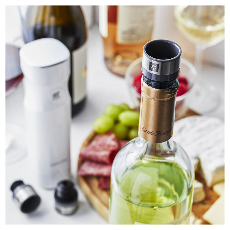 Load image into Gallery viewer, ZWILLING Fresh &amp; save 3-pc vacuum wine sealer set
