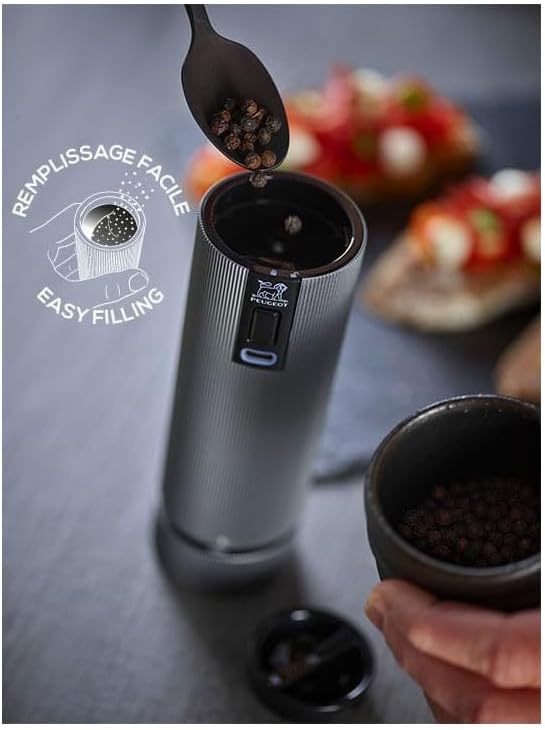 Load image into Gallery viewer, Peugeot Duo Line Electric Salt and Pepper Mill Set
