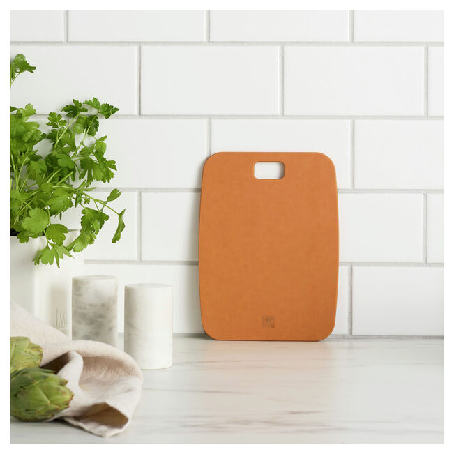 Load image into Gallery viewer, Zwilling Fiber Wood Cutting Board – 8" x 6"
