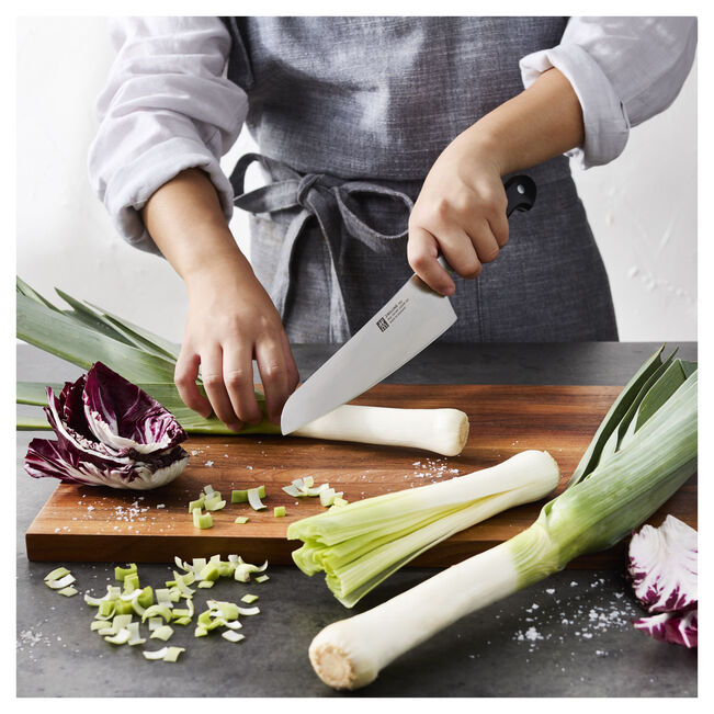Load image into Gallery viewer, Zwilling Pro 7" Sous Chef's Knife, Fine Edge
