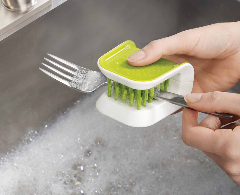 Load image into Gallery viewer, Joseph Joseph BladeBrush™ Green Knife &amp; Cutlery Cleaning Brush
