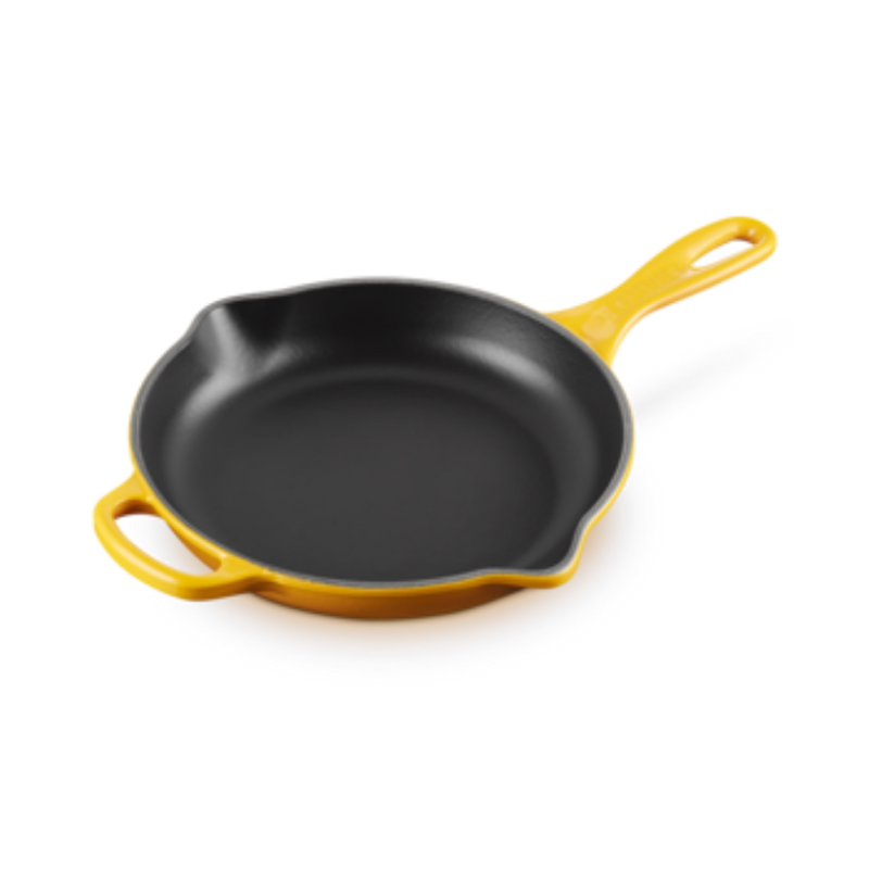 Load image into Gallery viewer, Le Creuset Signature Skillet - 9"

