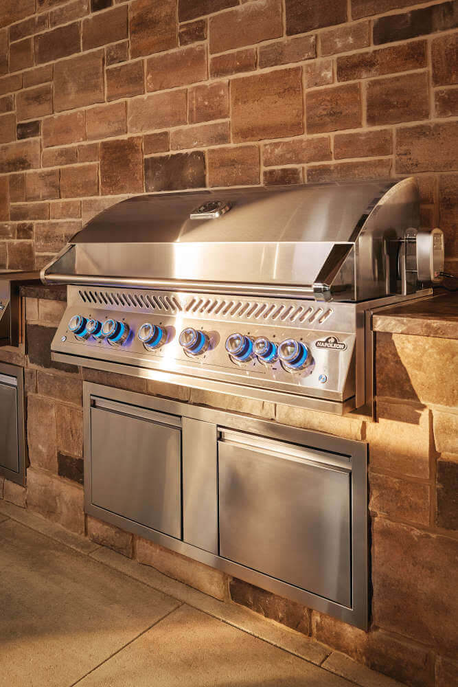 Load image into Gallery viewer, Napoleon Built-In 700 Series 44 with Dual Infrared Rear Burners
