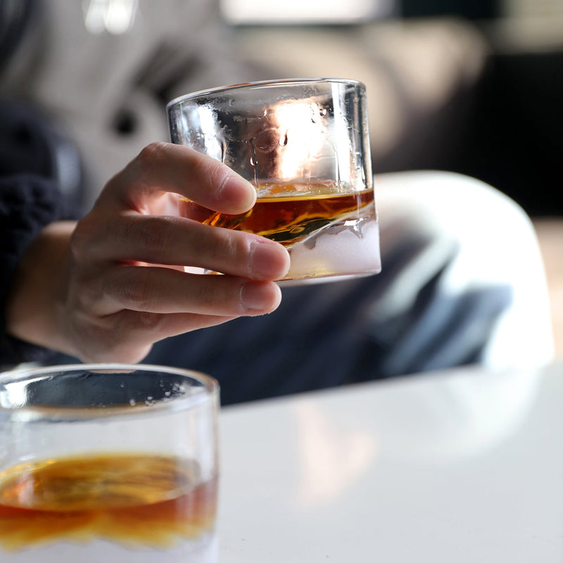 Load image into Gallery viewer, Liiton Yosemite Glasses Set of 2
