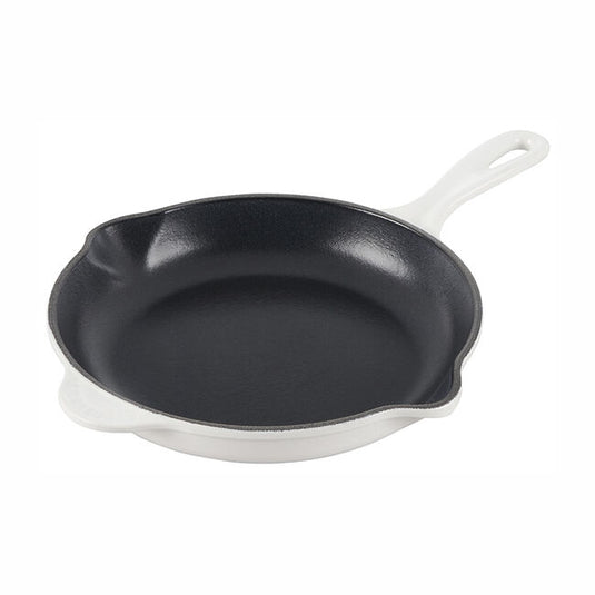 Le Creuset Traditional Skillet - 9