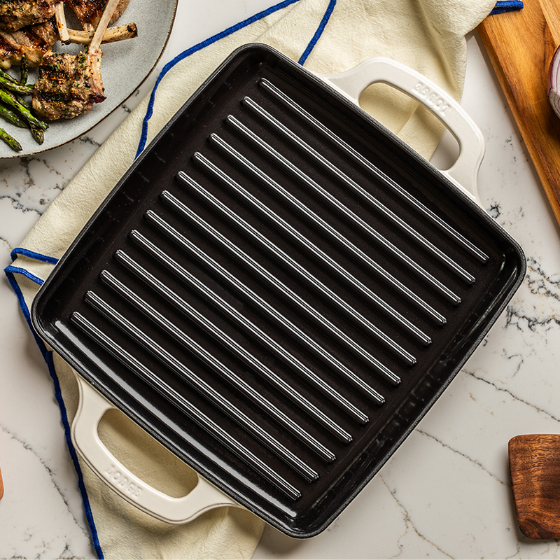 Load image into Gallery viewer, Lodge USA Enamel 11” Enameled Cast Iron Grill Pan Black Friday Sale
