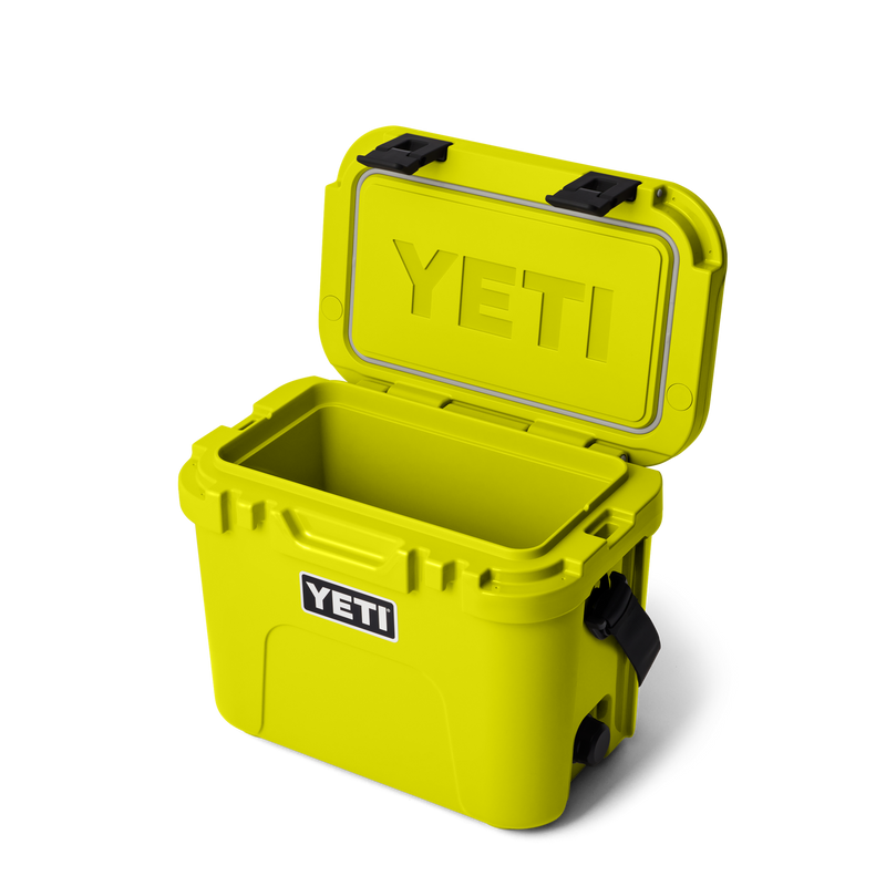 Load image into Gallery viewer, Yeti Roadie 15 Hard Cooler
