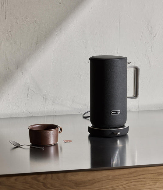 Aarke Kettle Matte Black