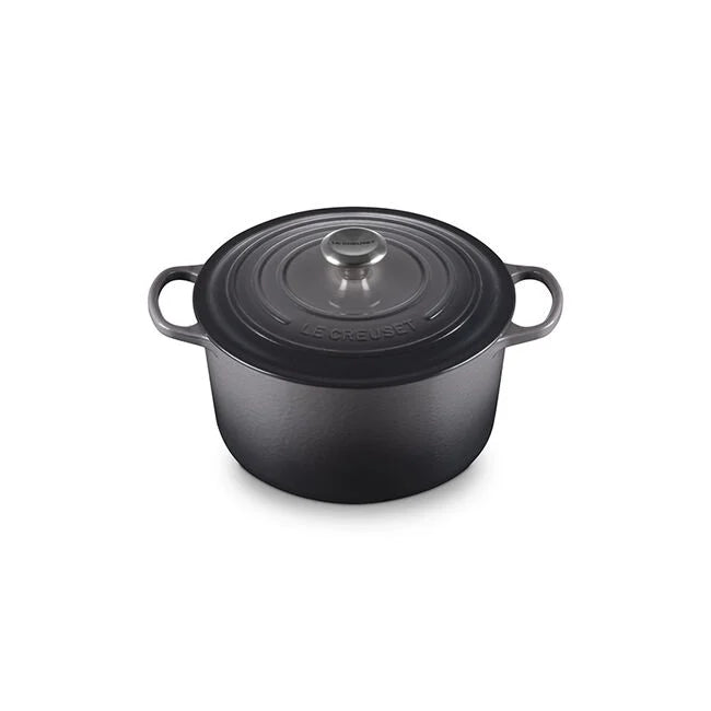 Load image into Gallery viewer, Le Creuset Round Deep Dutch Oven 6 1/2 qt.

