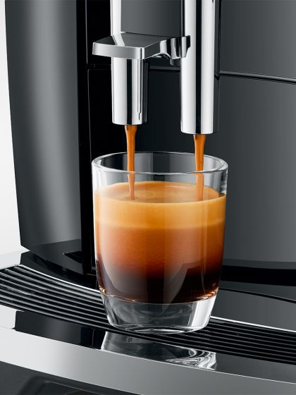 Load image into Gallery viewer, JURA E4 Fully Automatic Coffee/Espresso Machine
