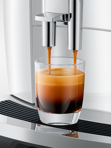 Load image into Gallery viewer, JURA E4 Fully Automatic Coffee/Espresso Machine
