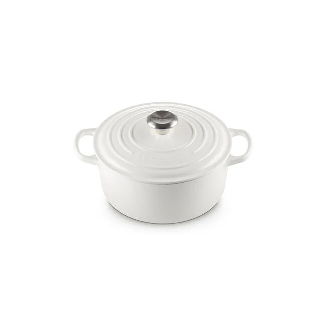 Load image into Gallery viewer, Le Creuset Round Dutch Oven 4 1/2 qt.
