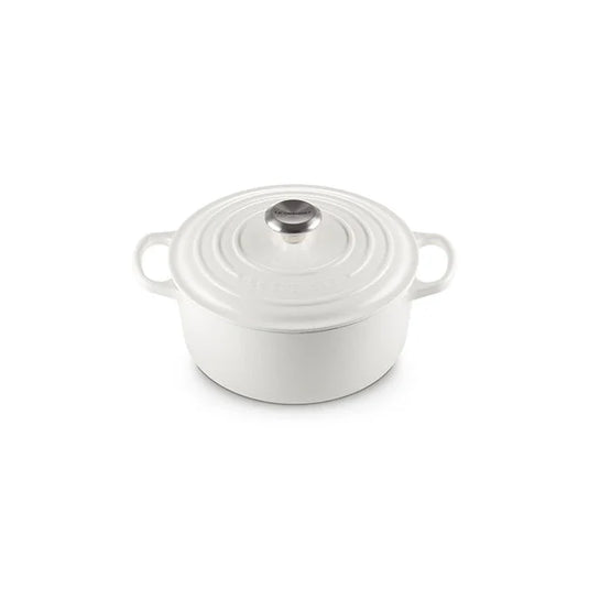 Le Creuset Round Dutch Oven 4 1/2 qt.