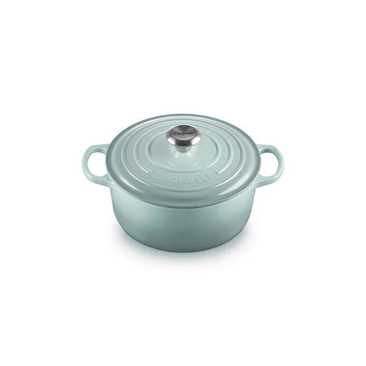 Le Creuset Round Dutch Oven 4 1/2 qt.