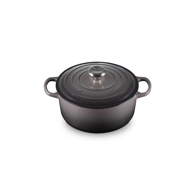 Load image into Gallery viewer, Le Creuset Round Dutch Oven 4 1/2 qt.
