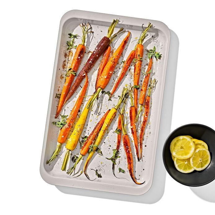 Load image into Gallery viewer, OXO Non-Stick Pro Ceramic Coated Metal Bakeware Half Sheet Pan
