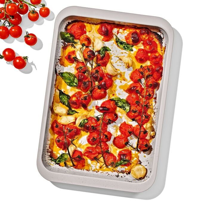 Load image into Gallery viewer, OXO Non-Stick Pro Ceramic Coated Metal Bakeware Quarter Sheet Pan
