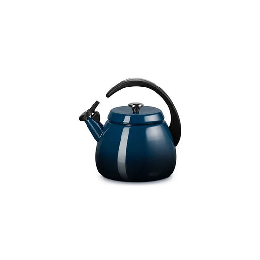 Le Creuset Cloche Kettle 2.2 qt.