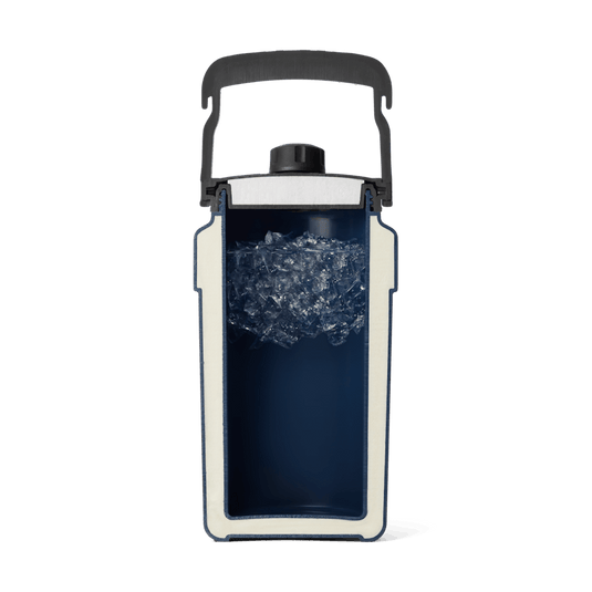 YETI Silo™ Half Gallon Jug with MAGDOCK™ Chug Cap