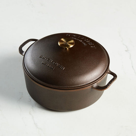 Smithey Ironware 7.5 Qt. Dutch Oven