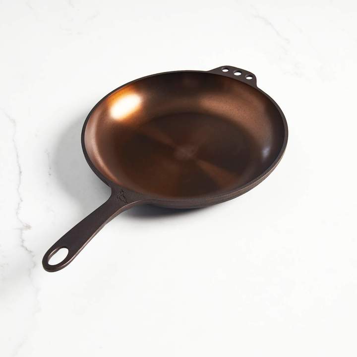 Load image into Gallery viewer, Smithey Ironware No. 10 Cast Iron Chef Skillet
