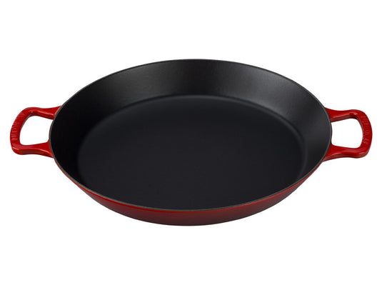 Lodge 10.25 Inch Cast Iron Pan, With Loop Handles, Fits 10 Inch Glass –  Atlanta Grill Company