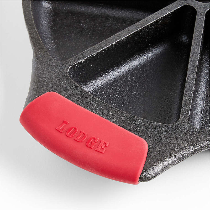 Load image into Gallery viewer, Lodge Wedge Pan w/ Silicone Grip
