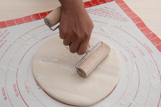 Dough Sheeter for 12-in Round Pizzas | artisanpizza