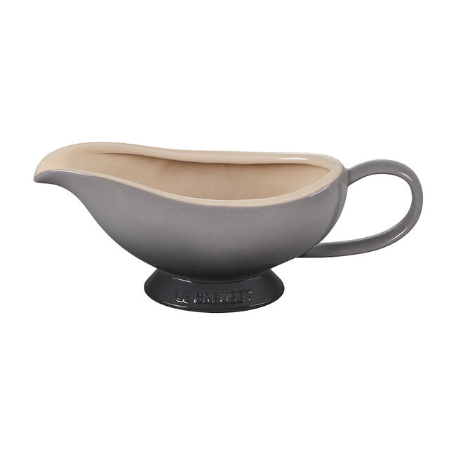 Load image into Gallery viewer, Le Creuset Heritage 16 oz. Gravy Boat
