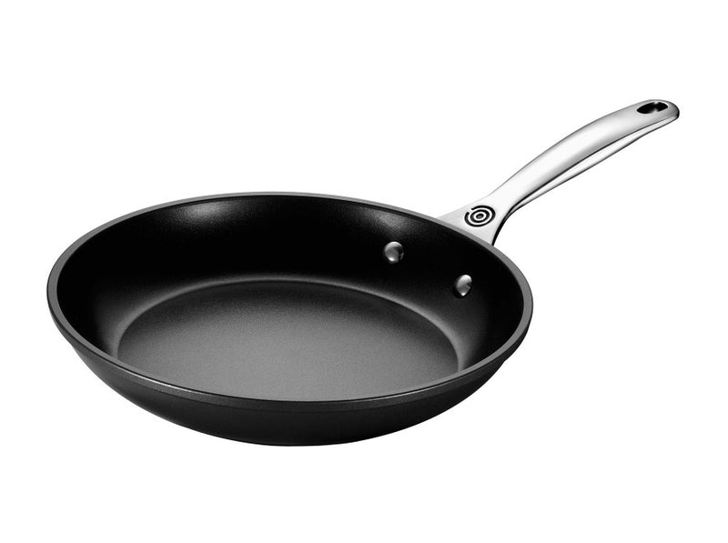 Le Creuset Toughened Nonstick PRO Frying Pan – Atlanta Grill Company